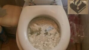 wc verstopt amfetamine