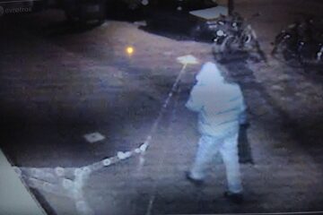 onthoofding nabil amzieb, beelden verdachten onthoofding, onthoofding amsterdam mijehof, nabil amzieb onthoofd amsterdam, beelden mijehof verdachten, beelden onthoofding amzieb