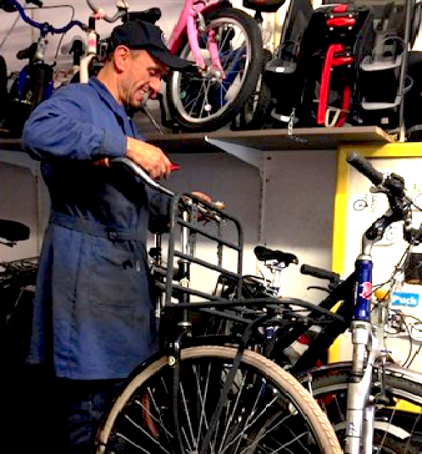 onderzoek temel kobya moord, amsterdamse fietsenmaker doodgestoken, kobya fietsenmaker doodgestoken, fietsenmaker vermoord amsterdam