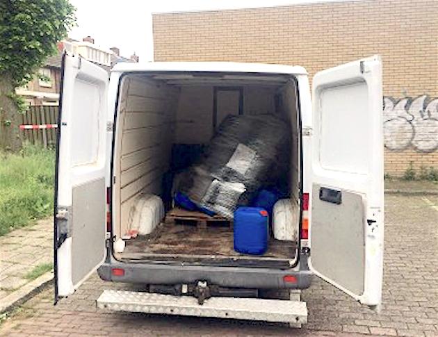zoutzuur busje eidhoven, busje zout zuur aanhouding