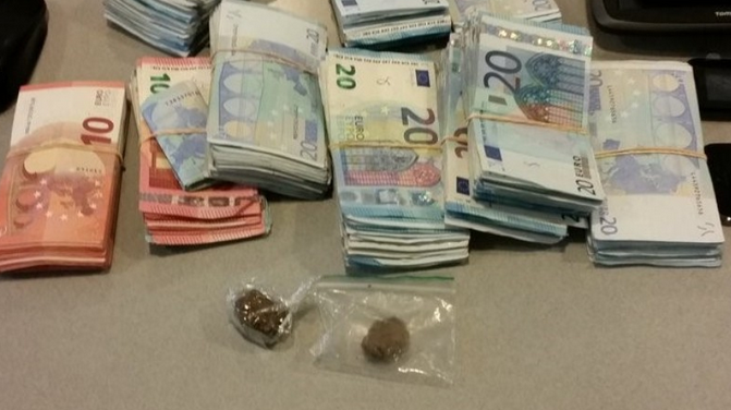 dordtenaar blowen geld, geld joint dordrecht