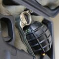 granaat vuurwapens coke satudarah, inval lid satudarah wapens