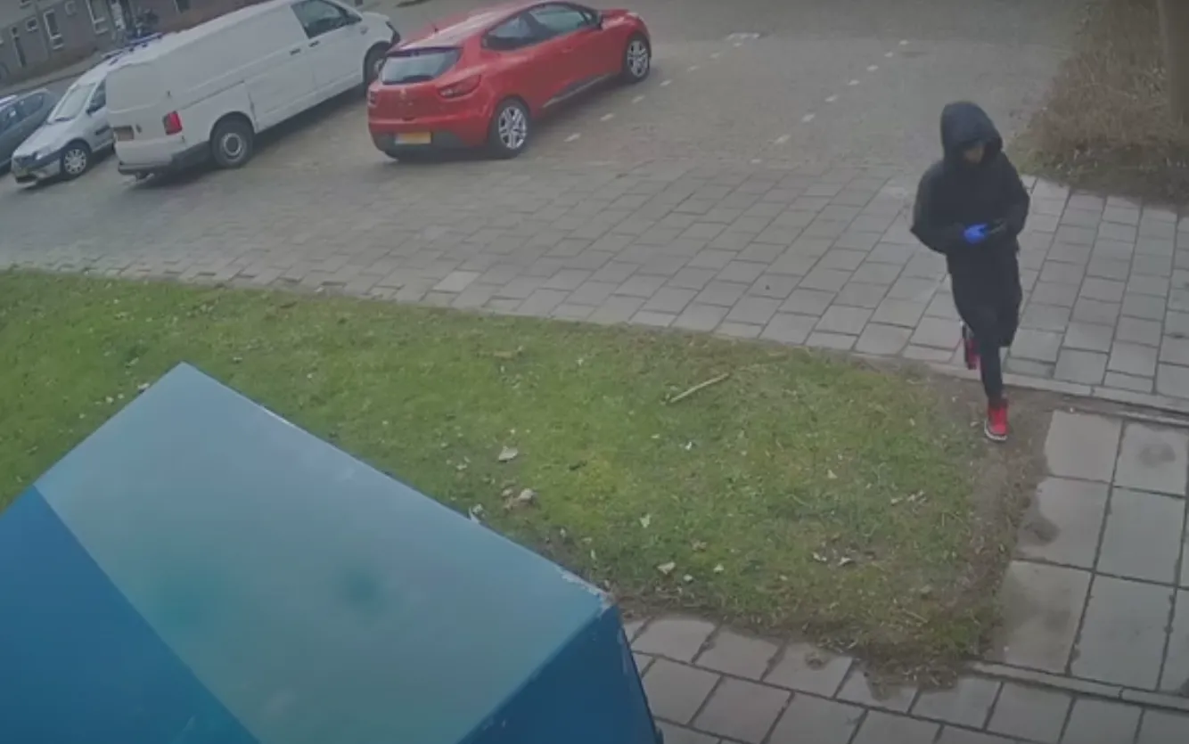 VIDEO: Verdachte in beeld na foutje en plaatsen explosief bij het verkeerde pand