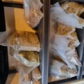 Opgerolde wietkwekerij leidt naar grote partij hasj en wiet bij inval stash coffeeshop Amsterdam