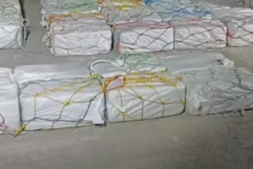 VIDEO: Zeiljacht met 2000 kilo blokken cocaïne ter waarde van 70 miljoen euro onderschept
