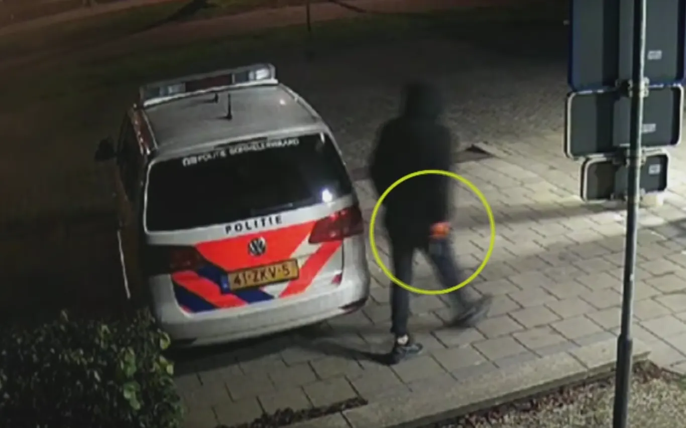 VIDEO: Man gezocht na tot twee keer toe saboteren politie