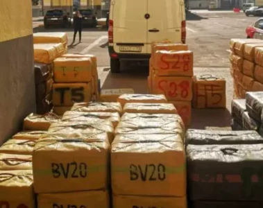Enorme partij hasj van ruim 4600 kilogram gepakt bij actie internationale drugshandel Marokko