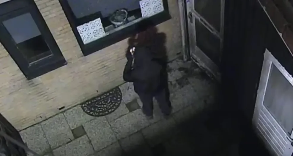VIDEO: Verdachten in beeld in onderzoek drie explosies op één dag bij panden Alkmaar