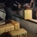 VIDEO: 2800 kilo Marokkaanse hasj in dubbele bodems boten aangetroffen bij oprollen drugsbende