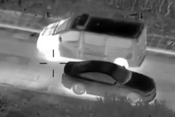 VIDEO: Schoten met AK-47 vanuit busje met 3388 kilo hasj leiden tot oprollen drugsbende