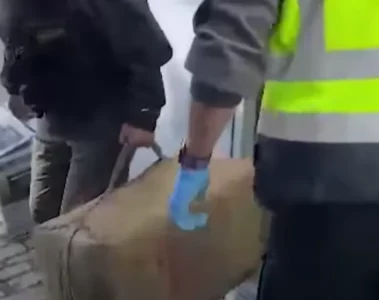 VIDEO: Ruim 1300 kilo hasj, wiet en cocaïne gepakt bij oprollen Go Fast drugssmokkelaars