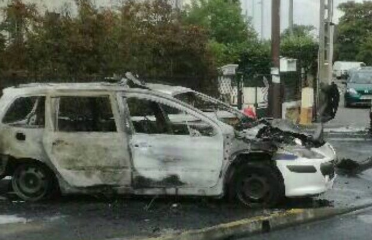 la grande borne molotov, banlieue parijs molotovcocktail, politie geweld frankrijk
