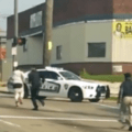 politieagent beroofd politieauto video, politieauto gestolen video
