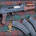 nijkerk inbraak vuurwapens ak47 m16