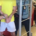 VIDEO: Crimineel gezocht voor dubbele moord politieagenten gepakt in supermarkt