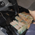 Colombianen gepakt met tonnen euro's cash in verborgen ruimte auto in Spanje